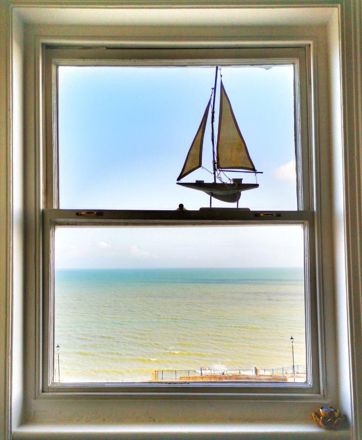 Sky And Sea Apartment Ramsgate Exterior photo